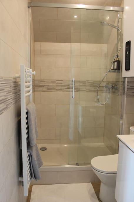 Appartement Idealement Situe Proche Disneyland Et Paris Lagny-sur-Marne Exterior photo